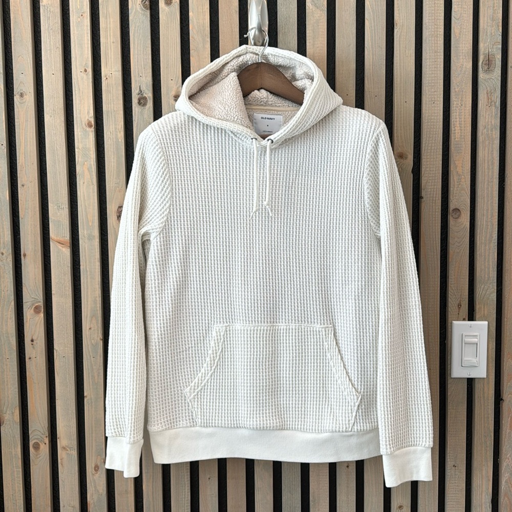 Old Navy Sherpa Lined Waffle Hoodie - M